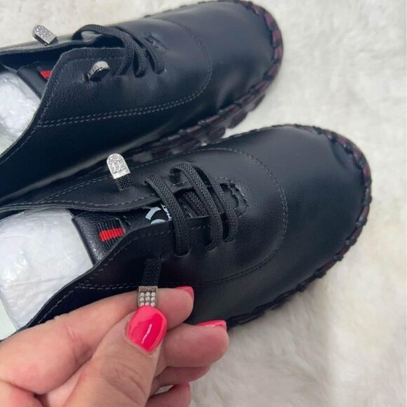 Woman’s fashion sneakers. Brand new. Size 41. Slip on. - Picture 5 of 9